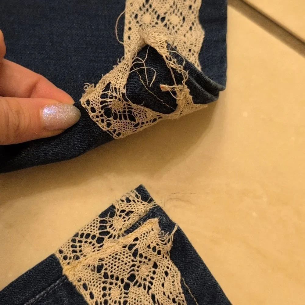 Mother Superior Jeans Curfew Flare Blue Skies Promises Lace Trim Size 25 - Picture 8 of 11